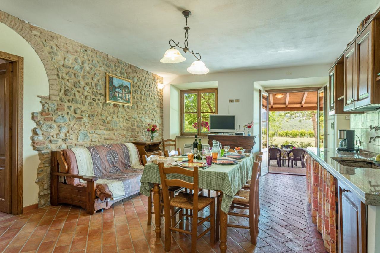 Agriturismo Casa Al Bosco โวลแตร์รา ภายนอก รูปภาพ